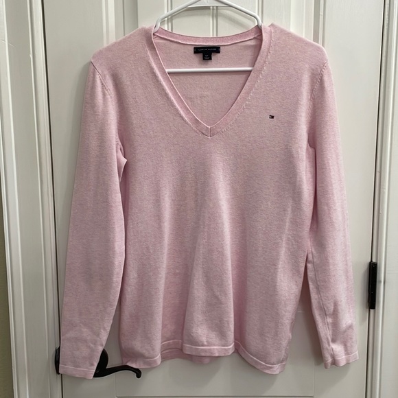 Tommy Hilfiger Sweaters - TOMMY HILFIGER light pink sweater.  S
